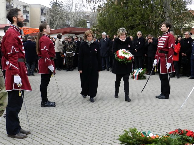 A haza minden előtt 27